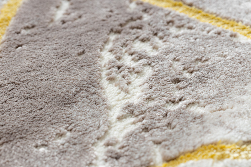 Koberec CORE 1818 Geometrický - sloní kost / zlatý