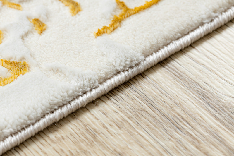 Koberec CORE 6268 Ramka, ornament - sloní kost / zlatý