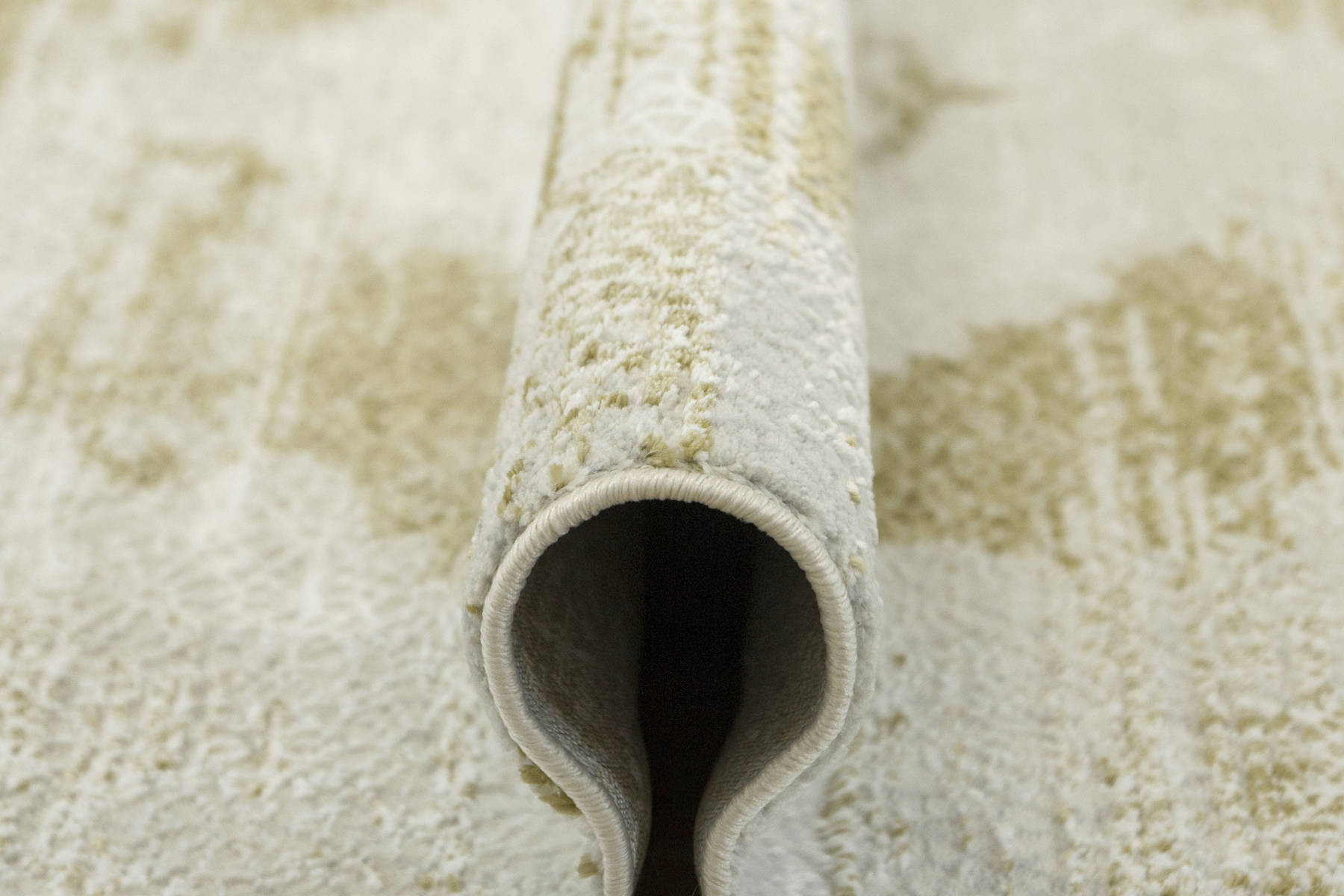 Koberec DAVINCI 2983A Z98-25 Ornament žlutý / béžový