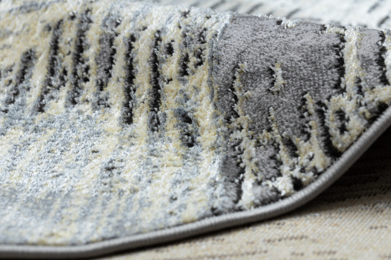 Koberec DE LUXE 2087 Jodelka Chevron vintage - zlatý / šedý