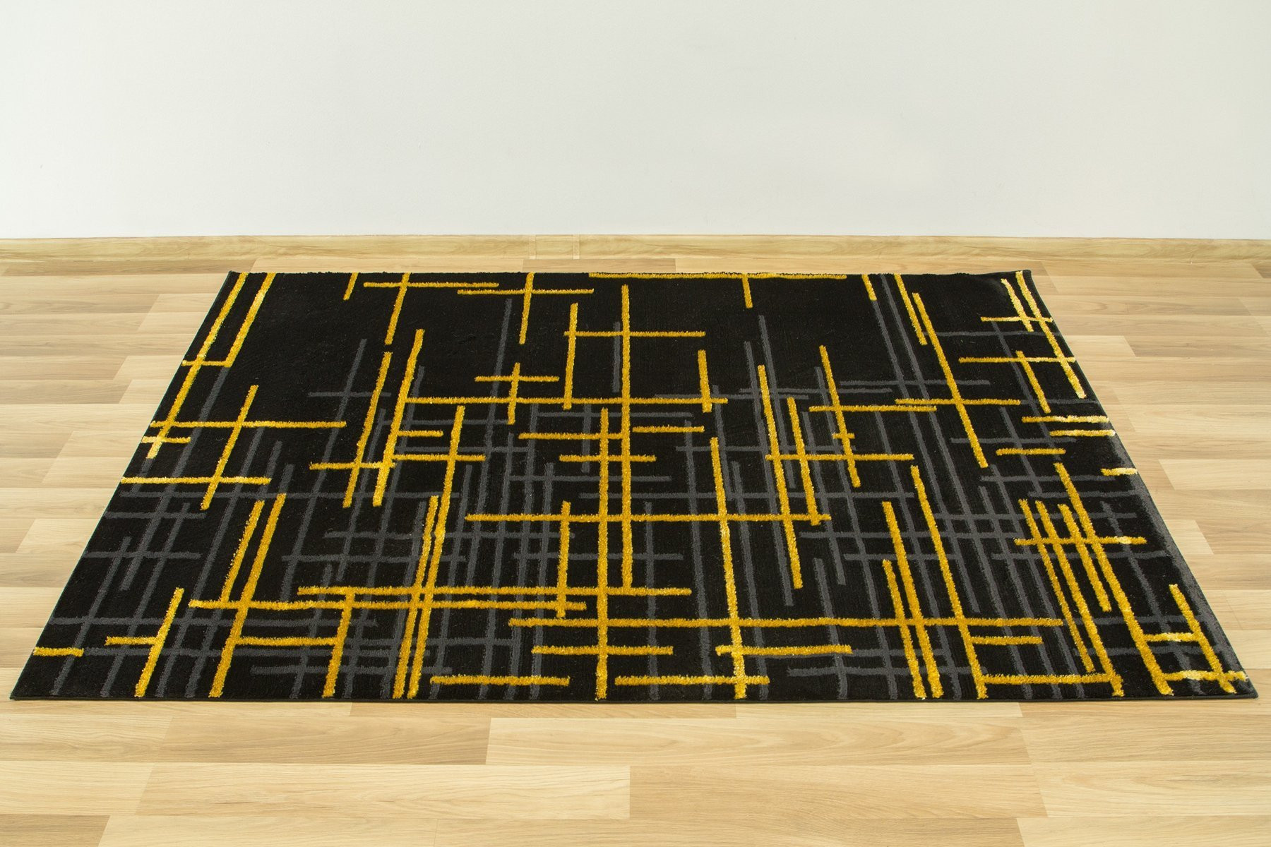 Koberec FESTIVAL 2732A zlatý / černý
