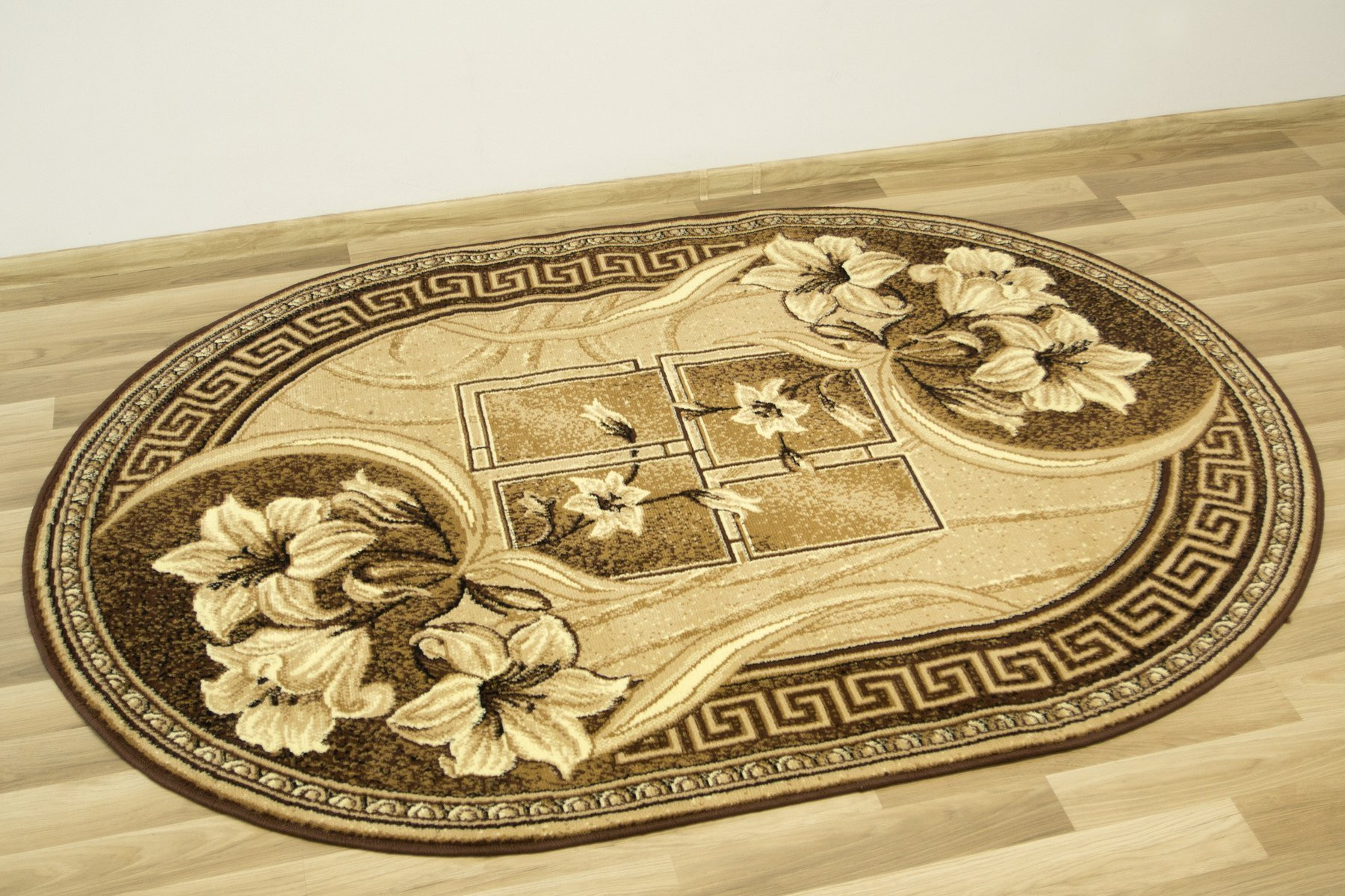 Koberec GOLD 365/12 béžový / hnědý ovál