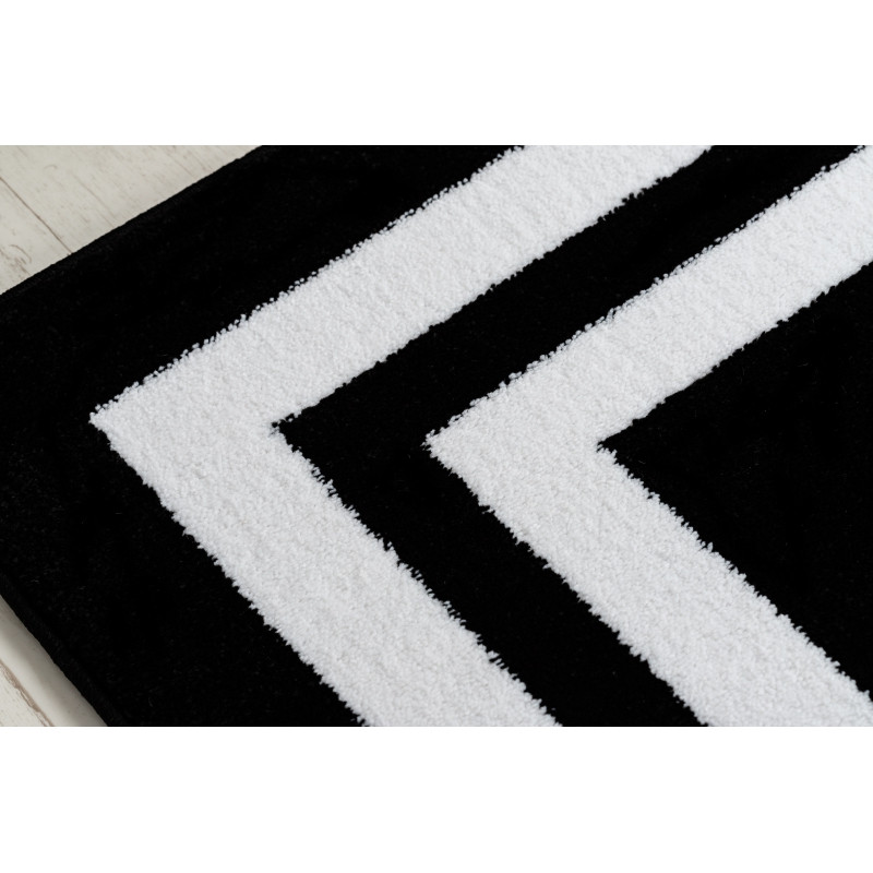 Koberec HAMPTON Ramka černý