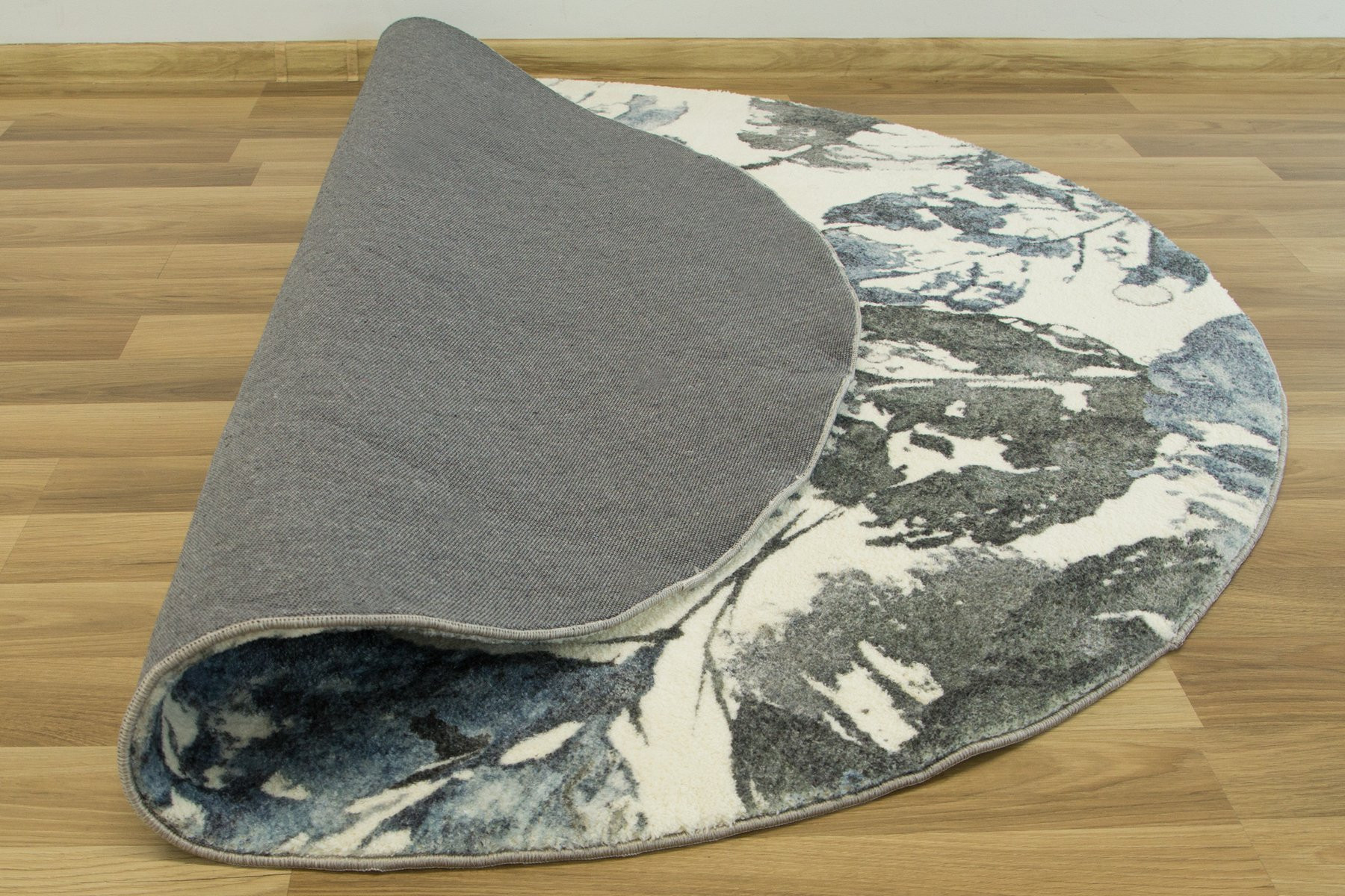 Koberec Listí šedý / granátový