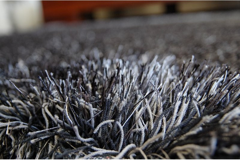 Koberec Love shaggy černý