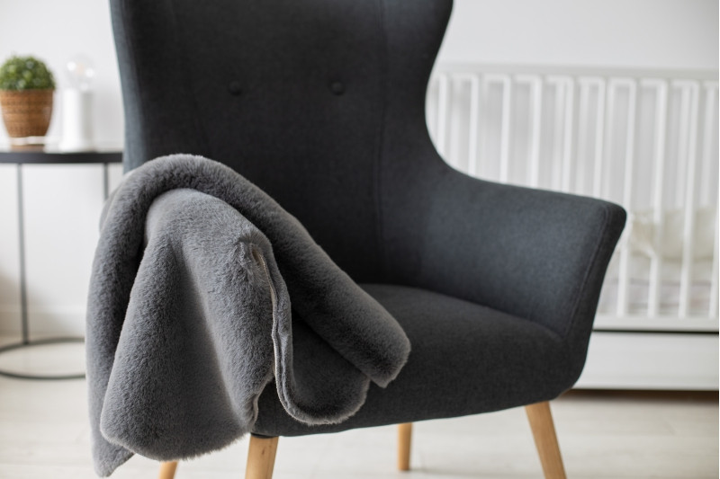 Koberec NEW DOLLY kvítek G4372-1 šedý / antracit