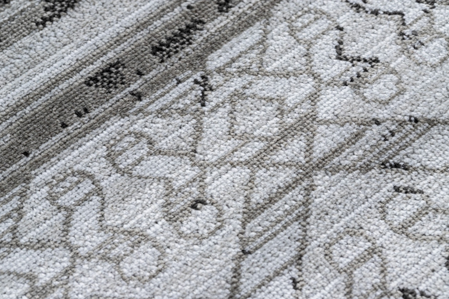 Koberec NOBIS 84245 stříbrný- ZYGZAG