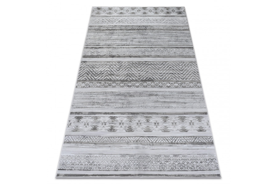 Koberec NOBIS 84245 stříbrný- ZYGZAG