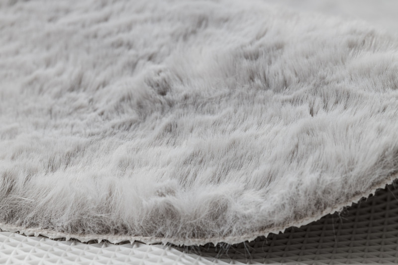 Koberec protiskluzový SHAPE 3106 Kvítek Shaggy - šedý plyš