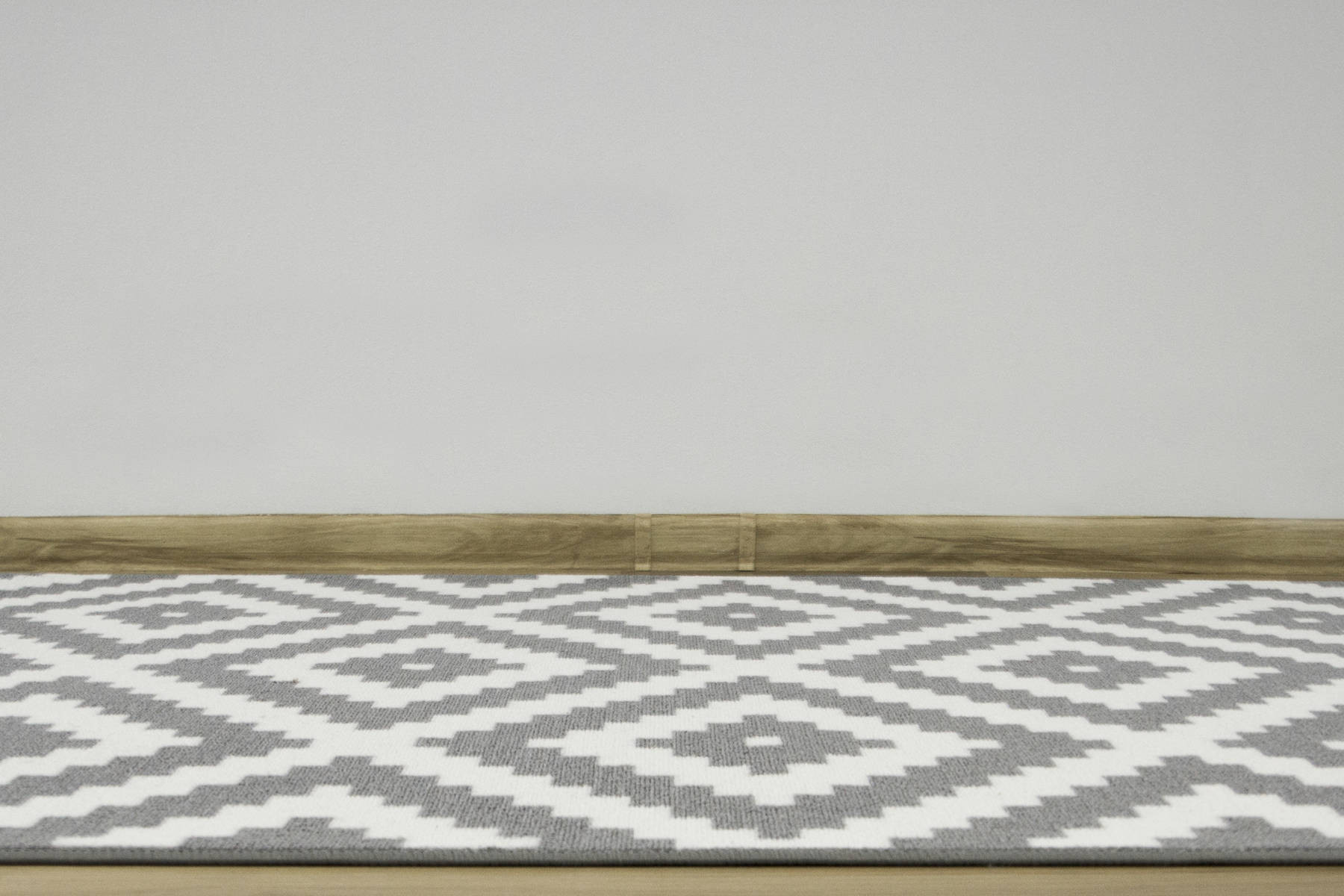 Koberec Romby šedý