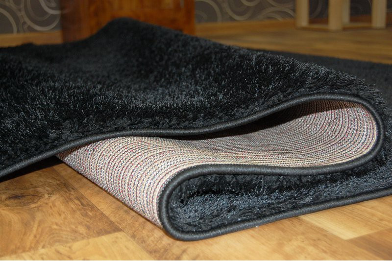 Koberec SHAGGY VERONA black