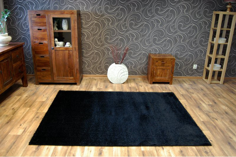 Koberec SHAGGY VERONA black
