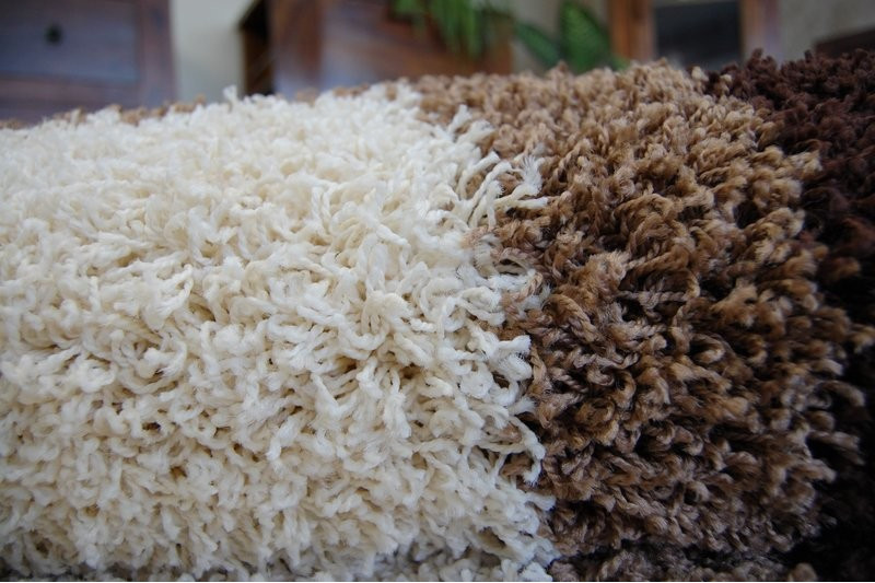 Koberec SHAGGY ZENA 2527 jasny béž/tmavý béž