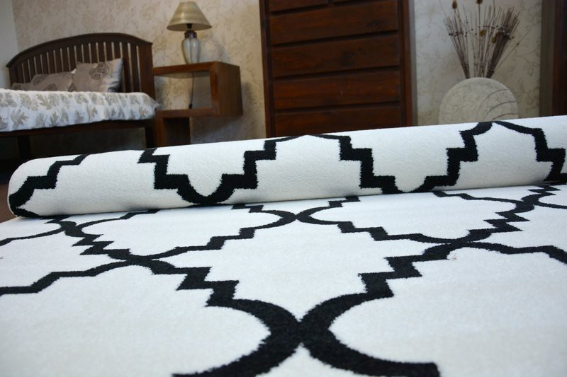 Koberec Sketch F343 Bílo / Černý