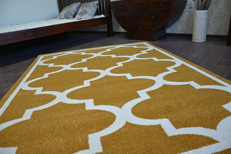 Koberec Sketch F730 zlato / krémový trellis