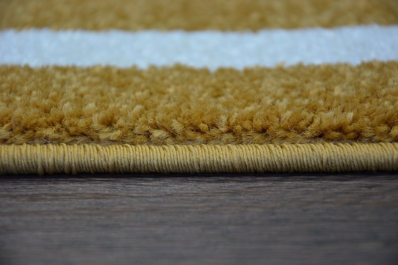 Koberec Sketch F730 zlato / krémový trellis