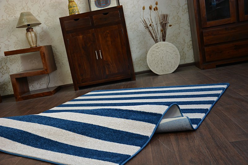 Koberec SKETCH F758 Modro / Bílý pásy