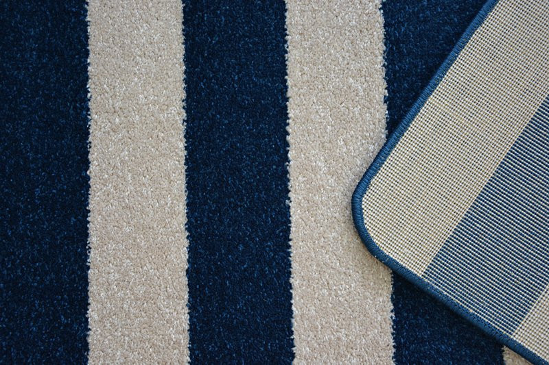 Koberec SKETCH F758 Modro / Bílý pásy