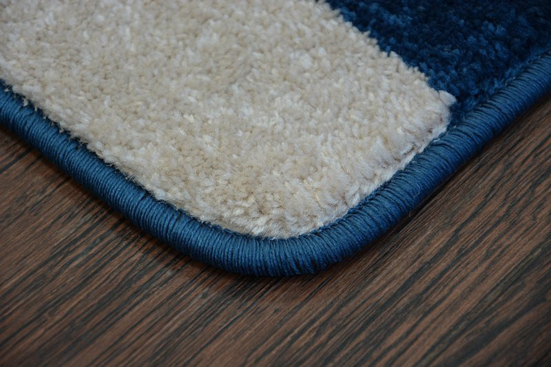 Koberec SKETCH F758 Modro / Bílý pásy