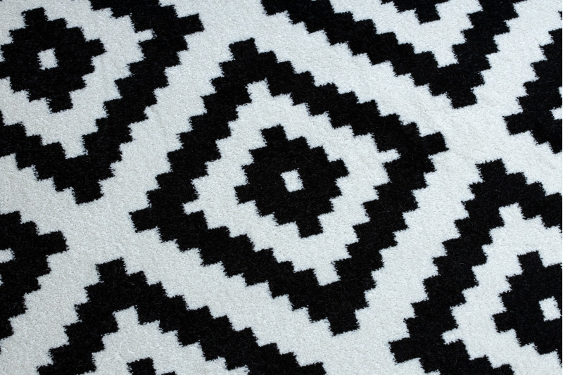 Koberec SKETCH - F998 krém / černý - Čtverce Ruta