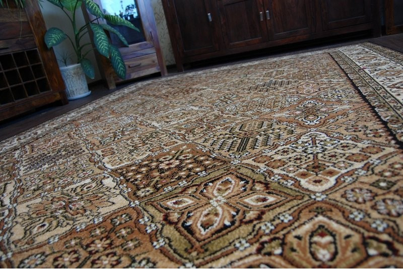 Koberec STANDARD BERGENIA béžový/zelený