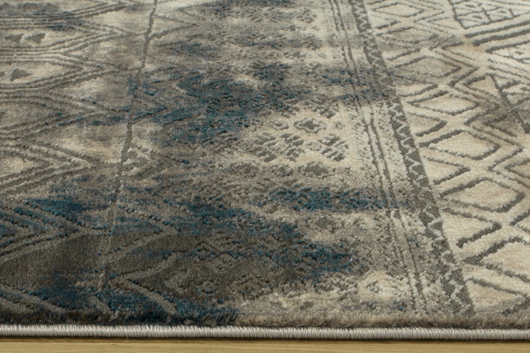 Koberec VERSAGE 2188A krémový / hnědý