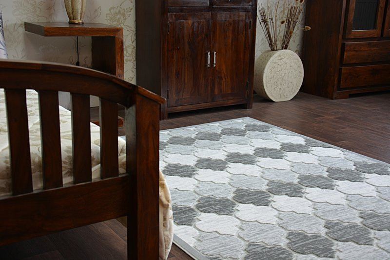 Koberec YAZZ 3766 Grey/Ivory Trellis