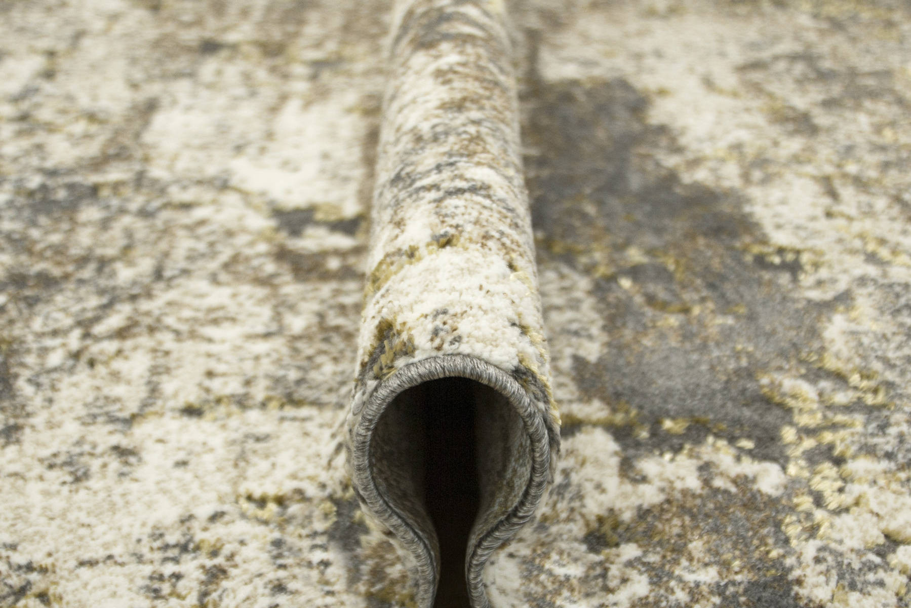 Koberec Zer Lux 7780A lesklý béžový / šedý / zlatý