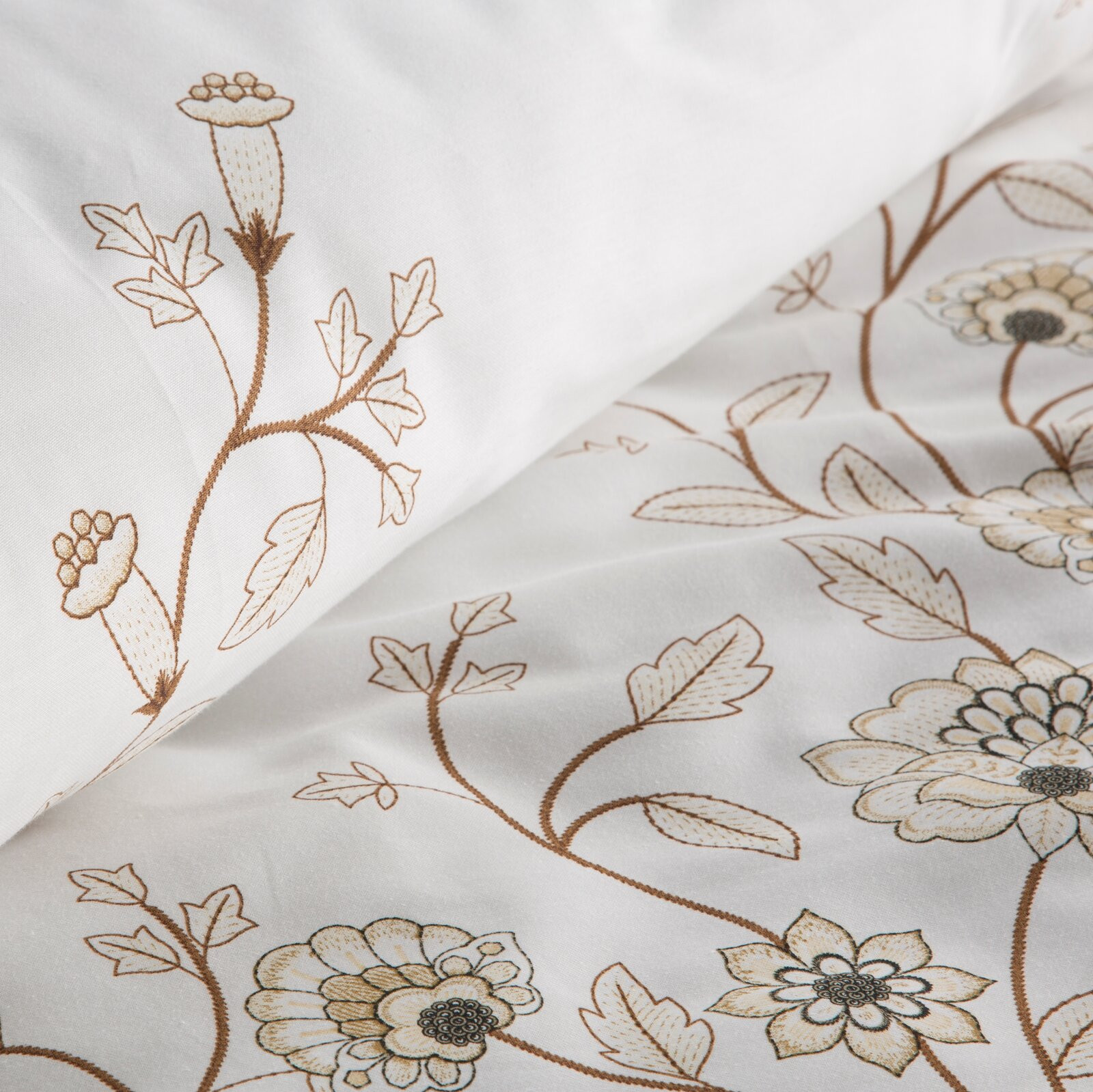 Ložní souprava SPRING 44 bílá / světle hnědá