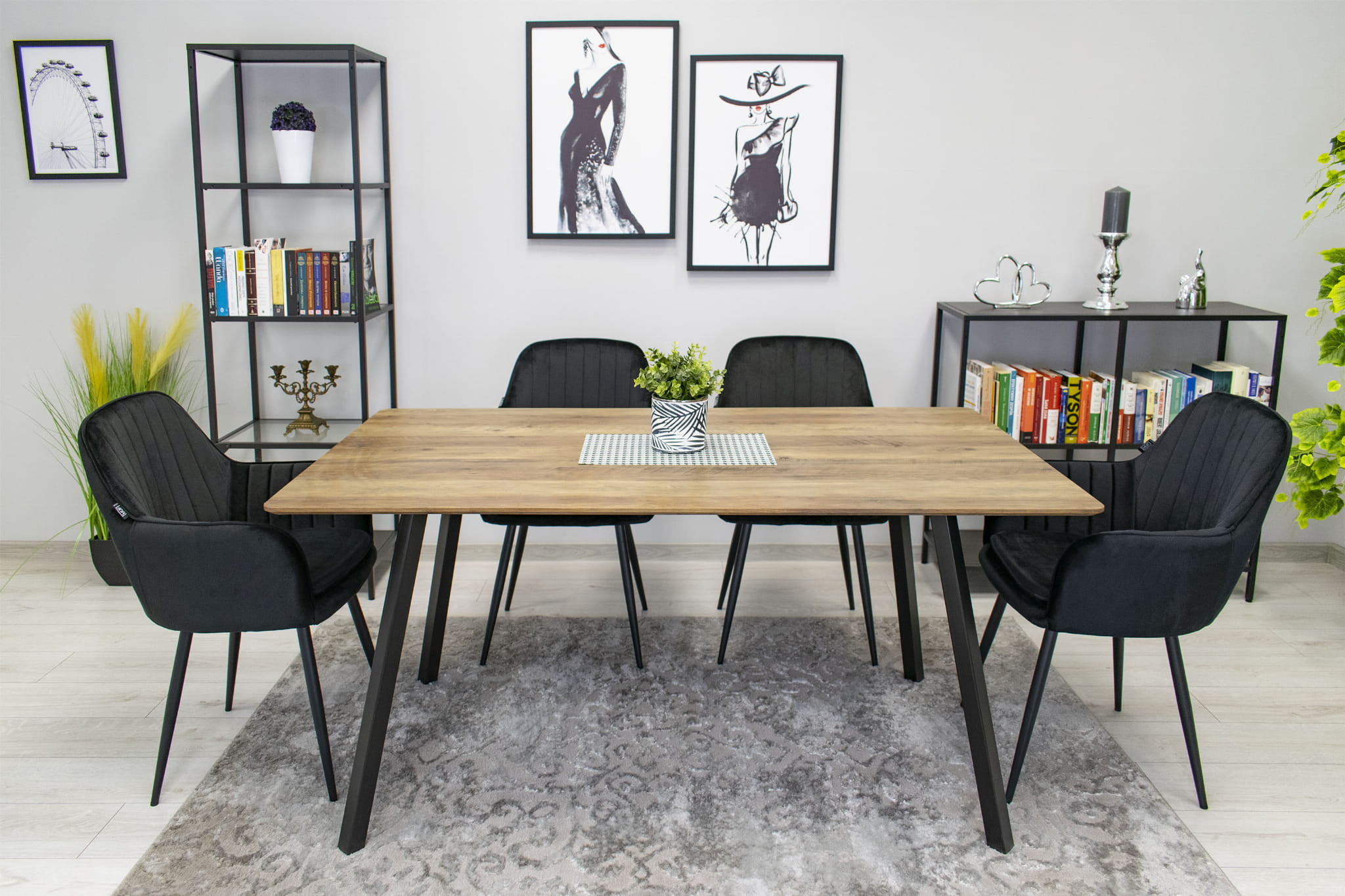 Jídelní židle LUGO černá (černé nohy)