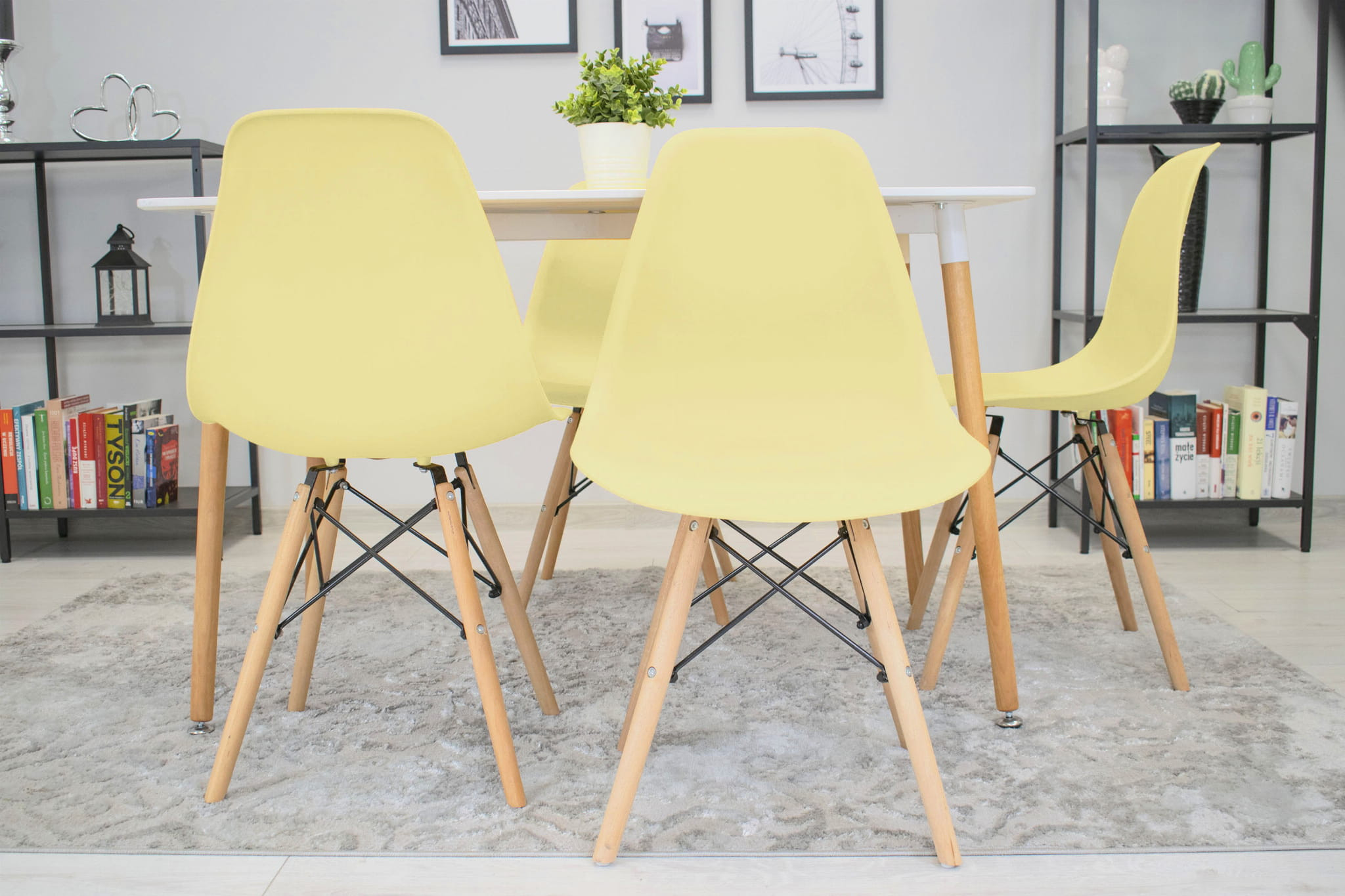 Set jídelních stoliček OSAKA krémové (hnědé nohy) 4ks