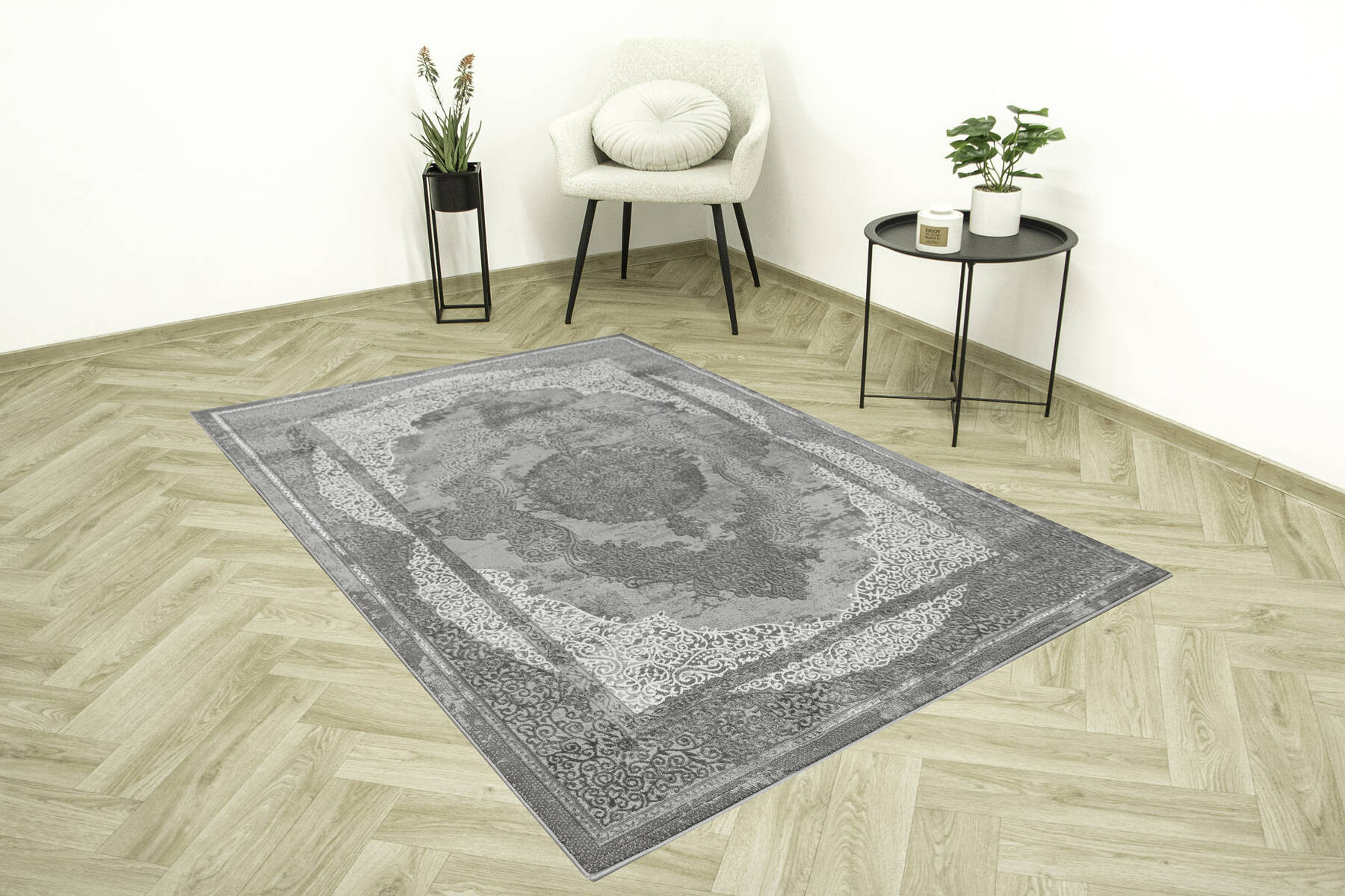 Koberec Allora Plus B826A ornament, šedý / stříbrný