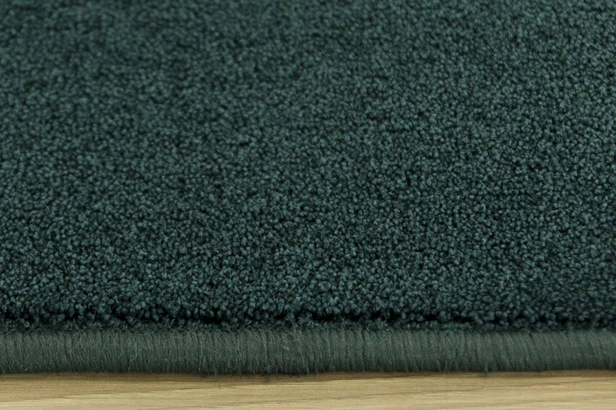 Metrážový koberec Bounty 40 zelený