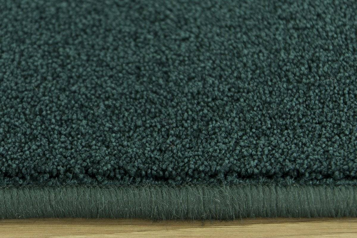 Metrážový koberec Bounty 40 zelený