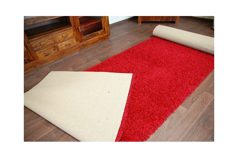 Metrážový koberec SHAGGY bordo