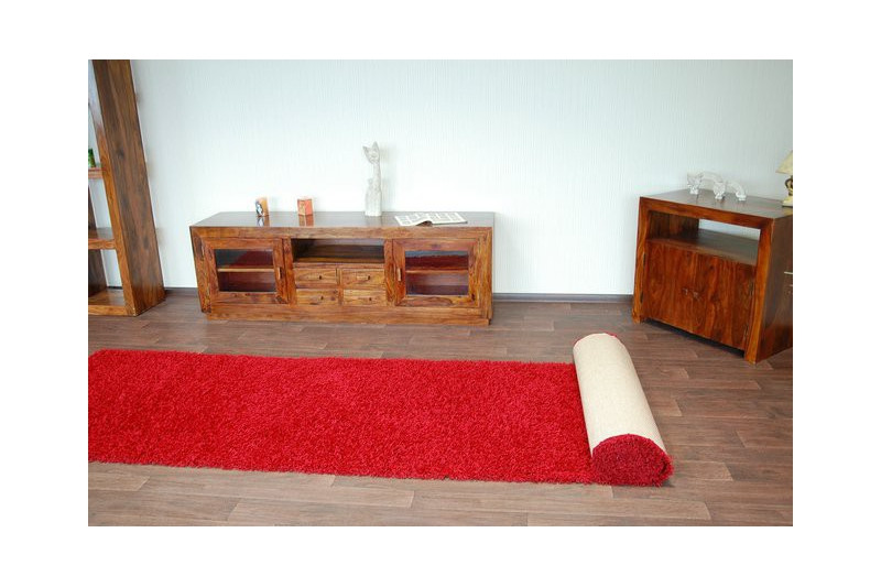 Metrážový koberec SHAGGY bordo
