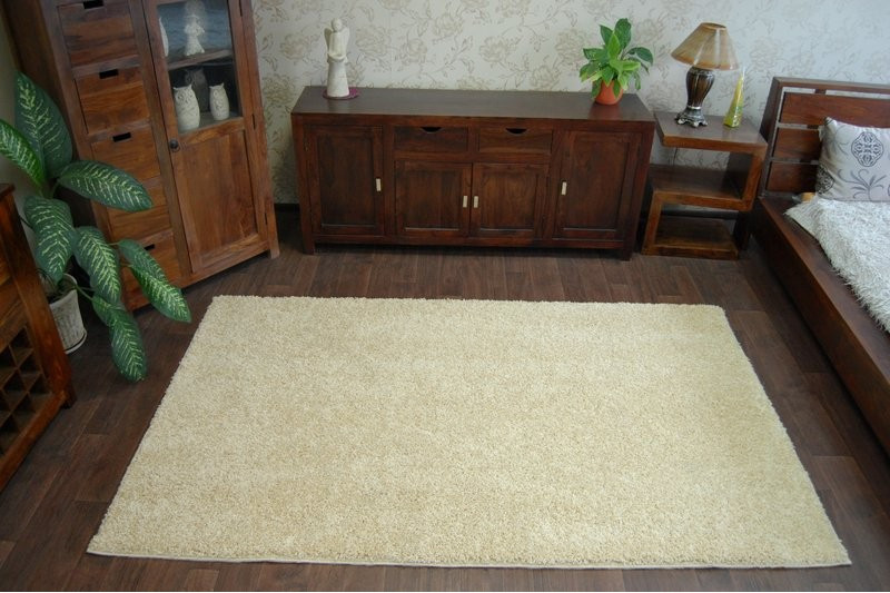 Metrážový koberec SHAGGY česnek