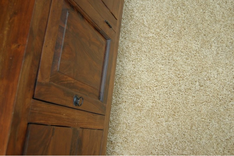 Metrážový koberec SHAGGY česnek