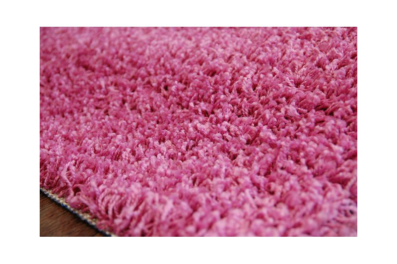 Metrážový koberec SHAGGY růžový