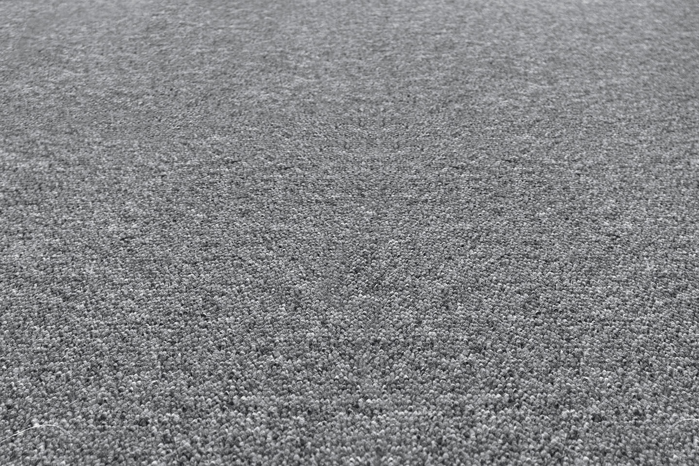 Metrážový koberec VOLUNTEER šedý