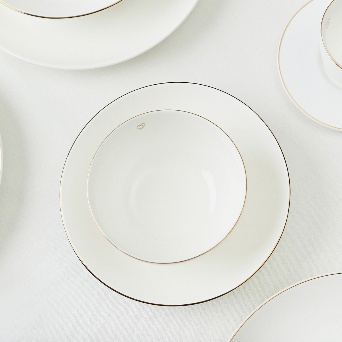 Miska AURO se zlatým okrajem 992029