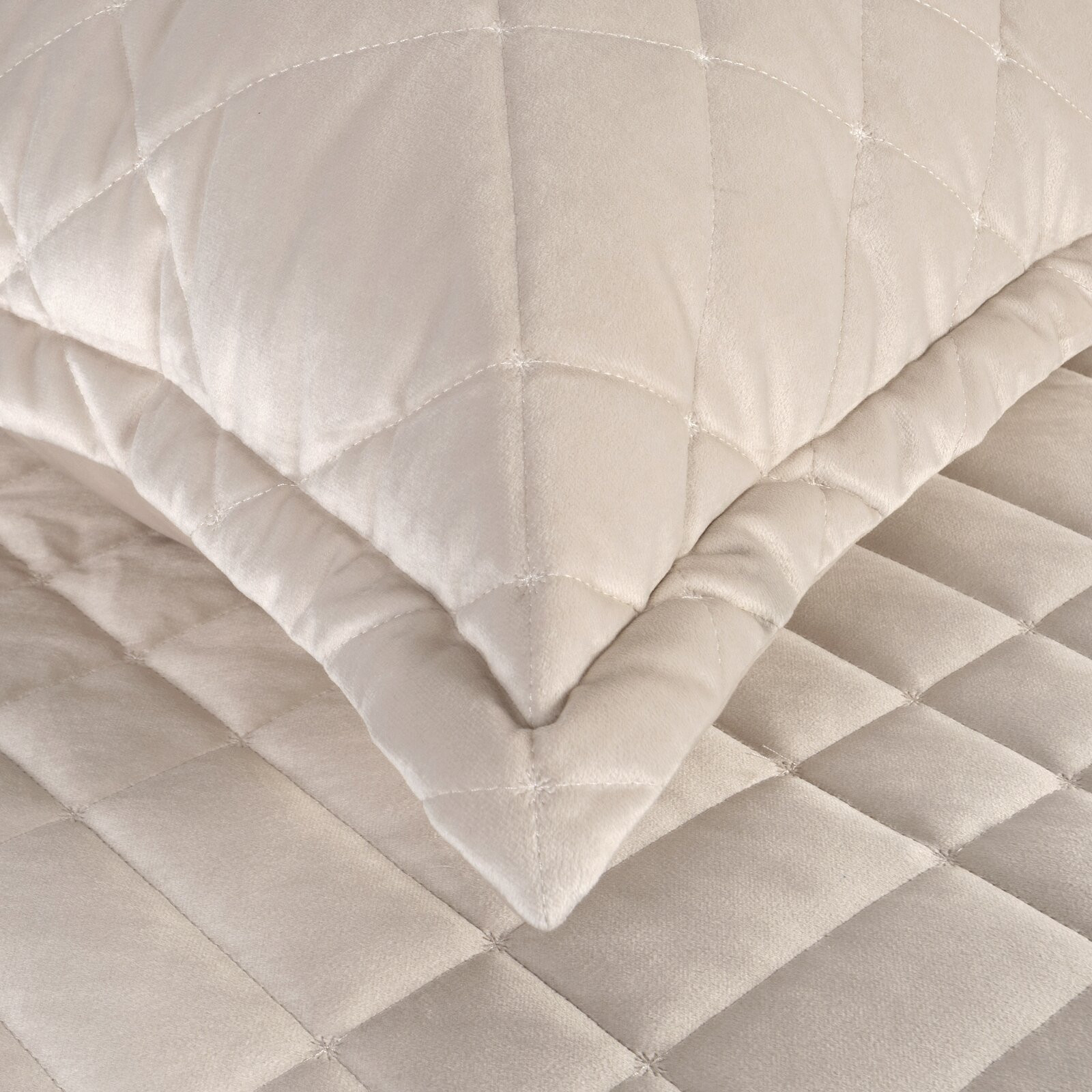 Přehoz na postel RIA 6 krémový