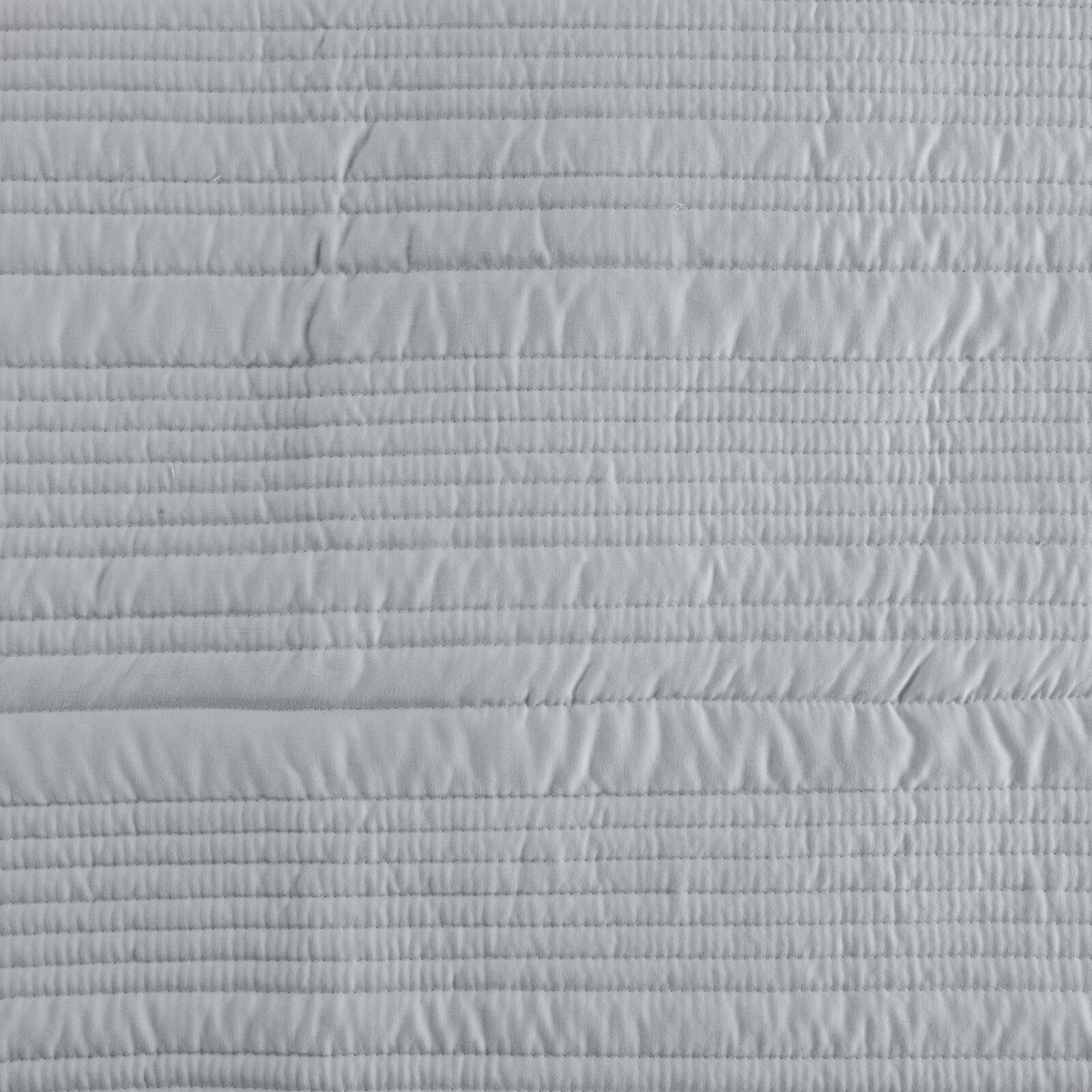 Přehoz na postel TARA stříbrný