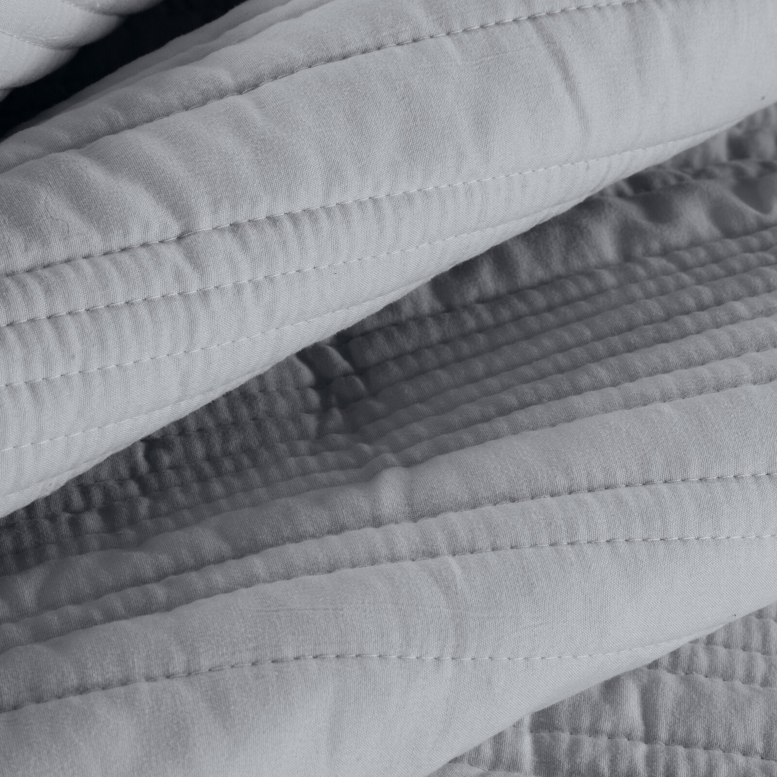 Přehoz na postel TARA stříbrný