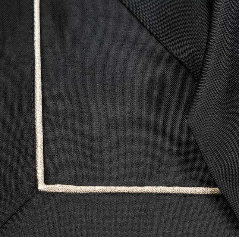 Ubrus KARIN černo-zlatý