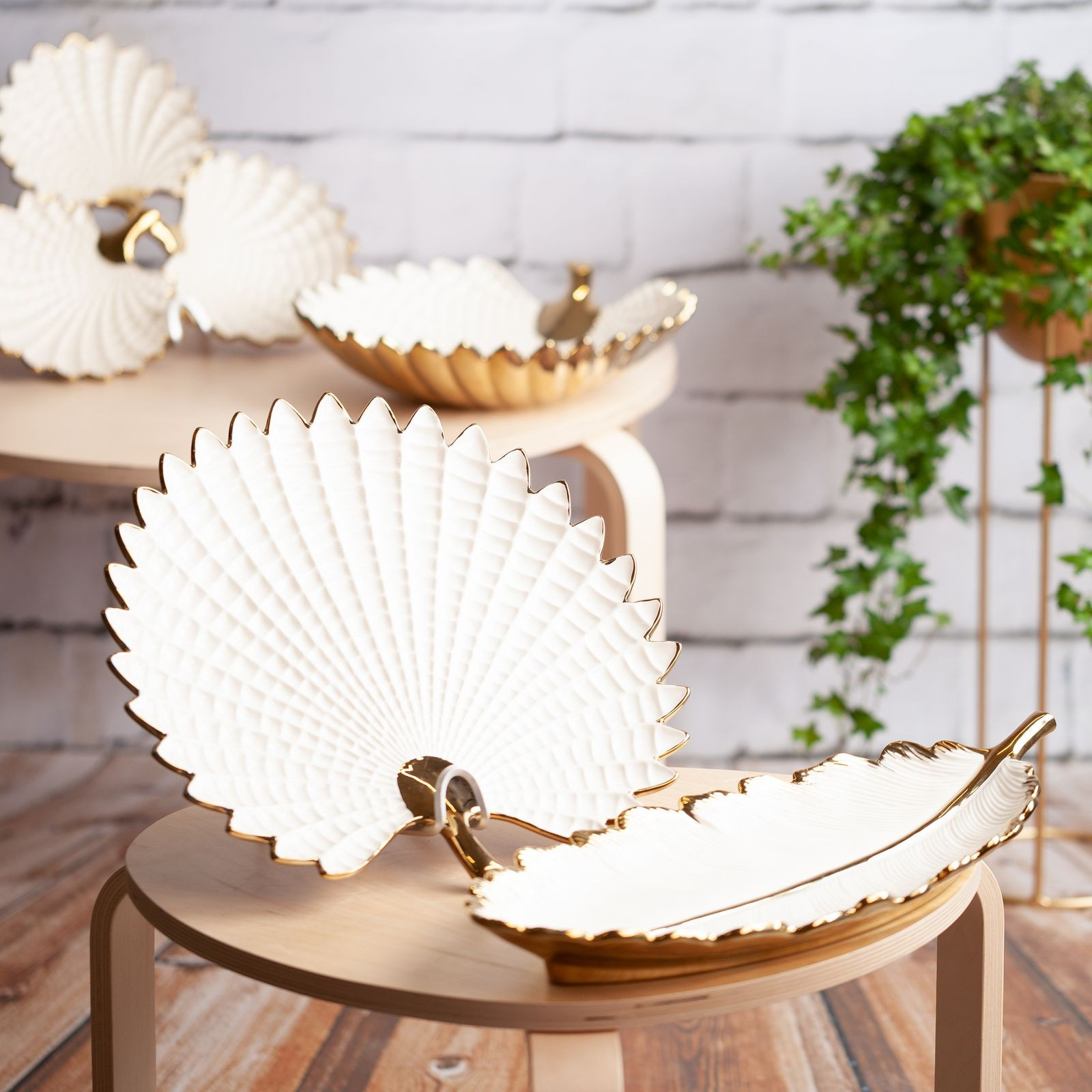 Dekorační miska HIRAL 4 01 světle modrá / zlatá