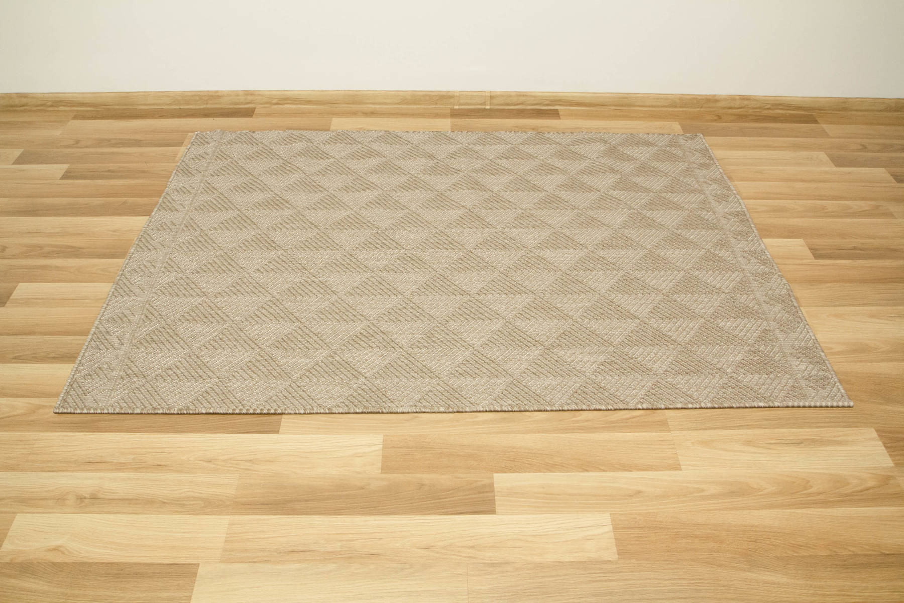 Šňůrkový oboustranný koberec Brussels 205740/10610 béžový / krémový