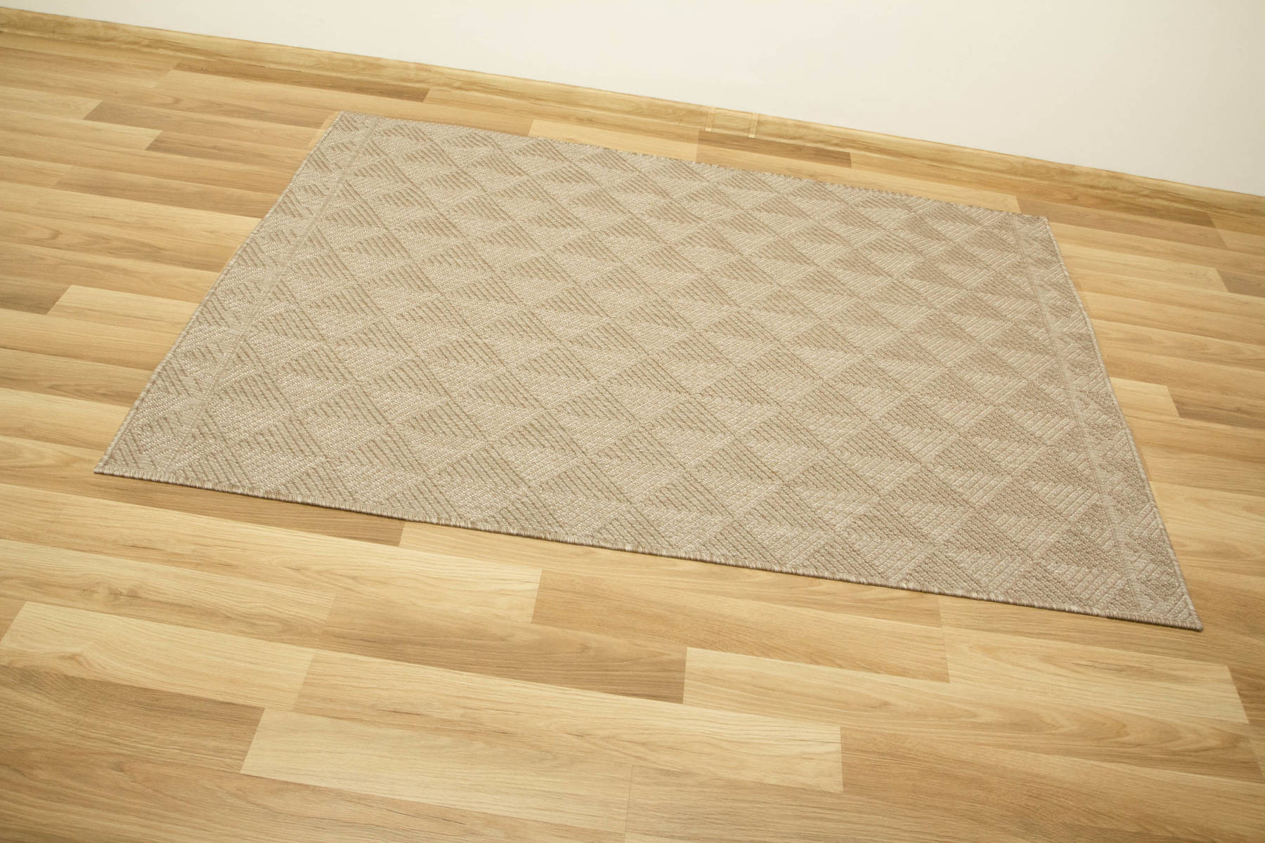 Šňůrkový oboustranný koberec Brussels 205740/10610 béžový / krémový