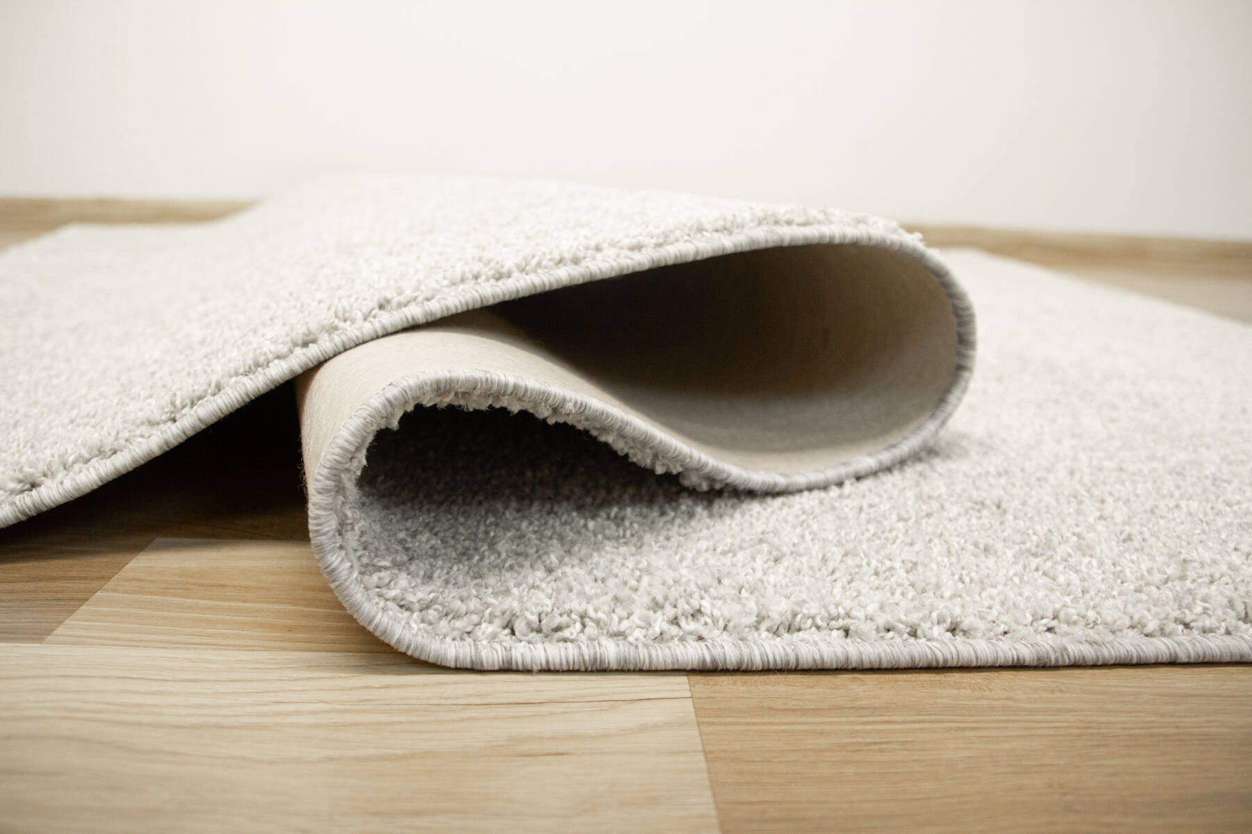 Metrážový koberec Sphinx-special 274 světle šedý