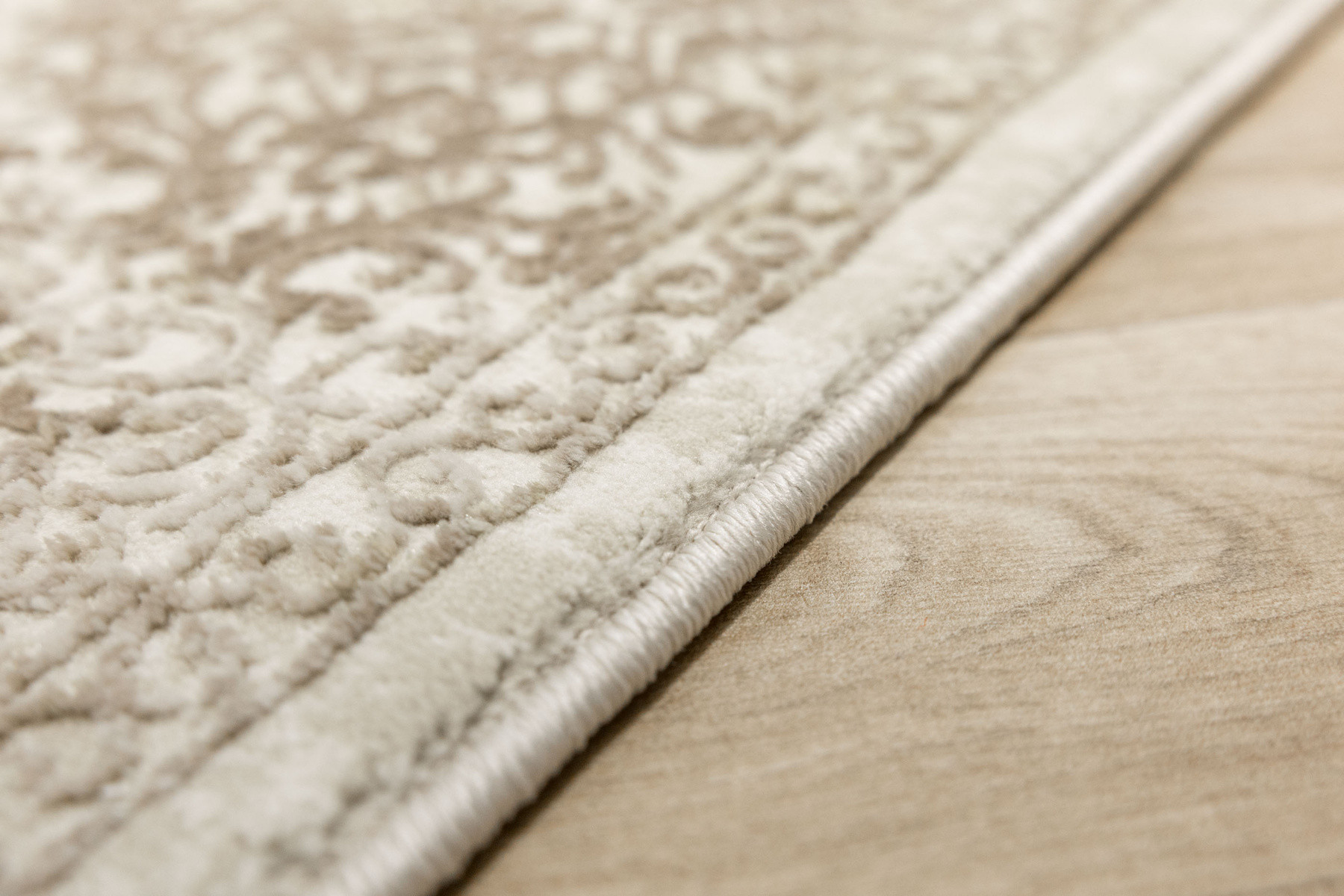 Koberec Allora Plus 7754A Ornament béžový / krémový